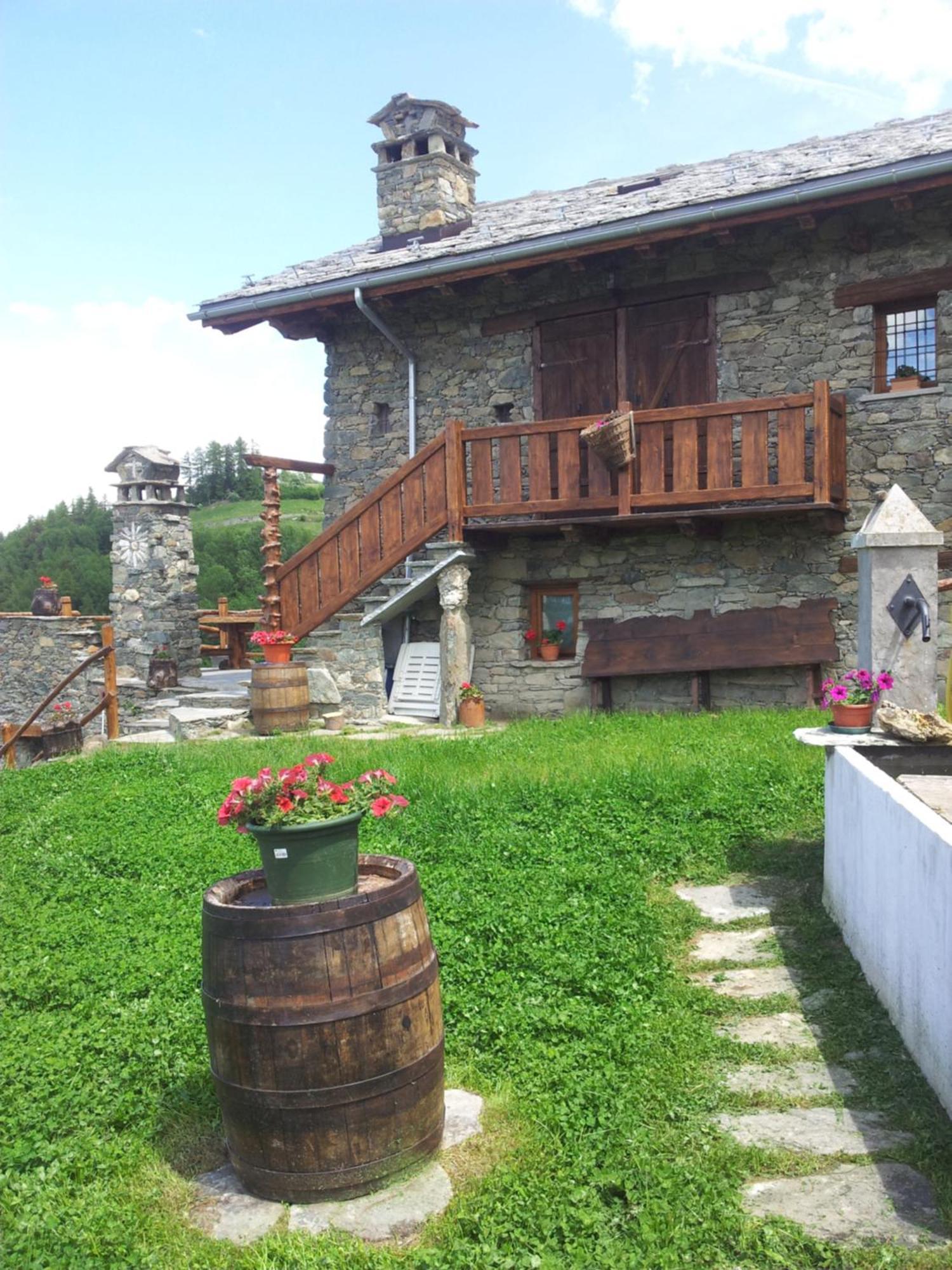 Affittacamere Saint Salod Charvensod Quarto foto
