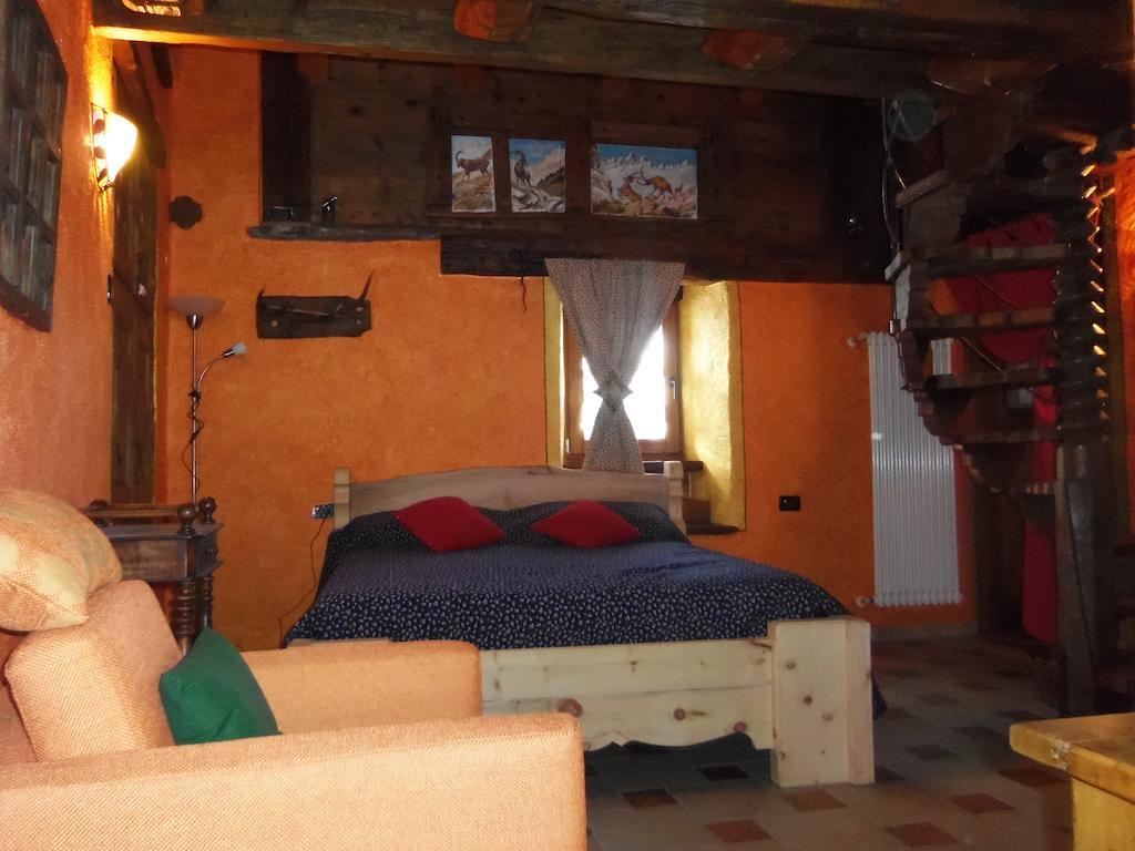 Affittacamere Saint Salod Charvensod Quarto foto